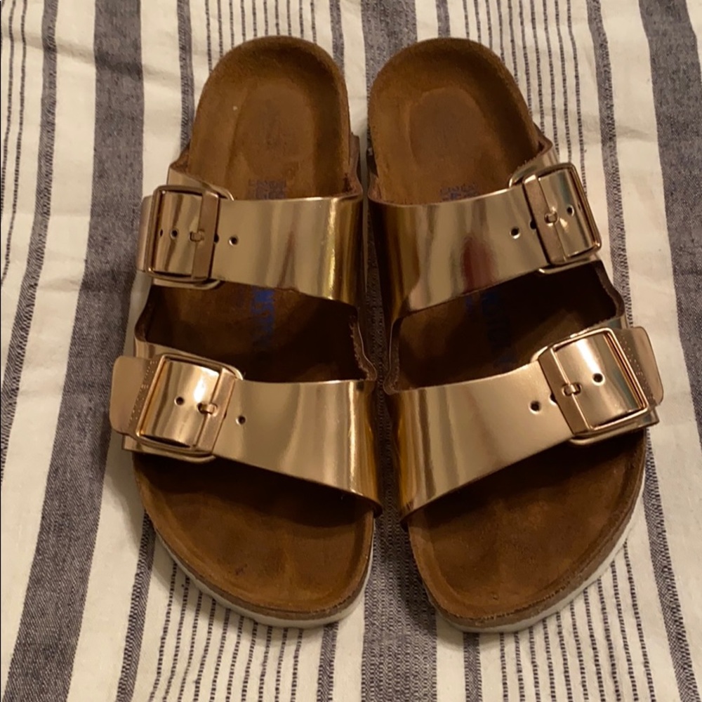 Gold metallic Birkenstock’s size 38